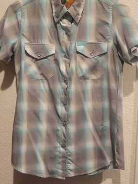 DIXXON BISBEE WOMANS Short Sleeve Plaid Button-Down in Gray and Light Blue